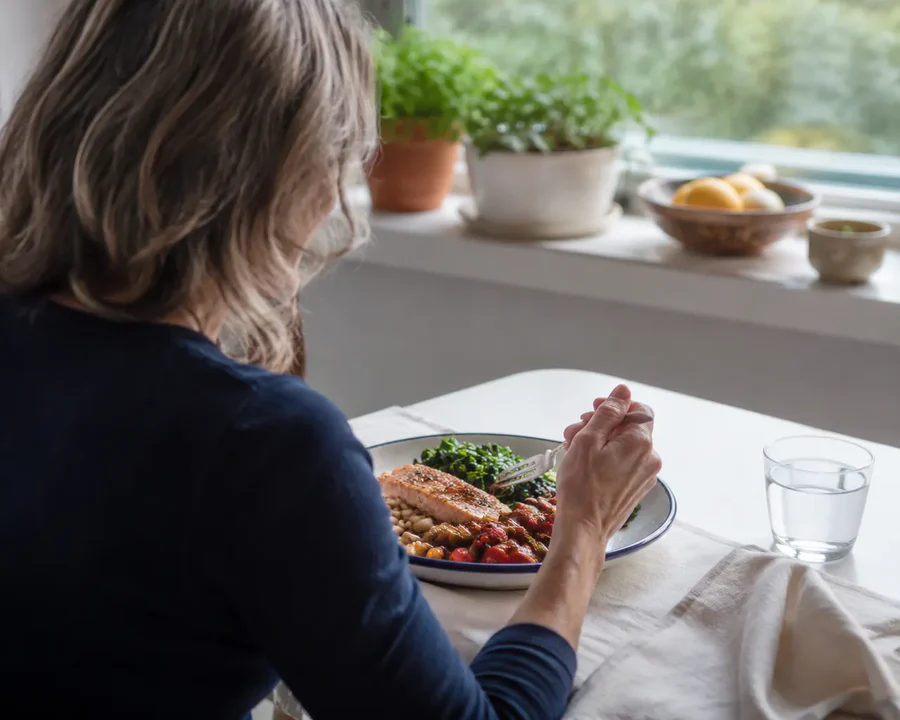 Le type d’assiette qui change le plus la donne pour votre poids après 50 ans